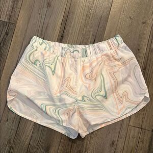 Old Navy Cream Athletic Shorts Relaxed Fit